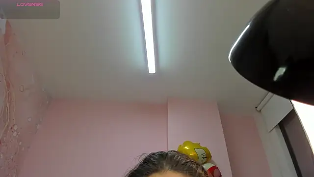 Snapshot of soyzarahtorres chatting on September 24, 2025, 11:19 pm soyzarahtorres online show from September 24, 2025, 11:19 pm