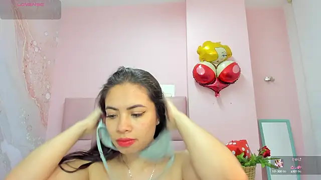 Snapshot of soyzarahtorres chatting on September 30, 2025, 12:26 am soyzarahtorres online show from September 30, 2025, 12:26 am