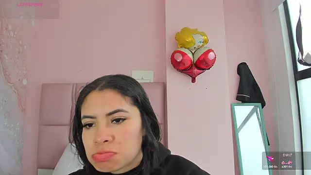 Snapshot of soyzarahtorres chatting on November 29, 2025, 6:00 pm soyzarahtorres online show from November 29, 2025, 6:00 pm