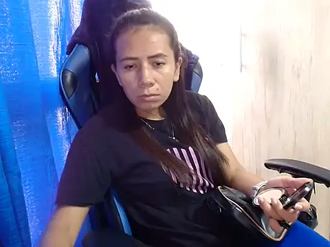 Erotic latina online show from March 18, 2025, 9:21 pm