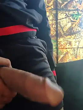 Wide-eyedLight6 online show from April 26, 2026, 8:39 pm