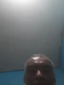 hugosafado333 online show from November 6, 2025, 2:12 am