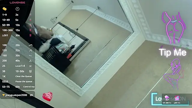 Snapshot of kimCosseyy chatting on March 22, 2025, 7:04 am kimCosseyy online show from March 22, 2025, 7:04 am