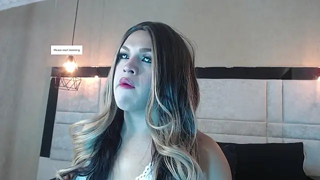 Snapshot of kimCosseyy chatting on September 28, 2025, 3:12 am kimCosseyy online show from September 28, 2025, 3:12 am