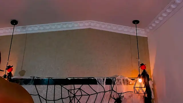 Snapshot of kimCosseyy chatting on October 16, 2025, 2:56 am kimCosseyy online show from October 16, 2025, 2:56 am