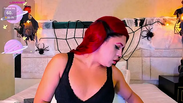 Snapshot of kimCosseyy chatting on October 19, 2025, 3:07 am kimCosseyy online show from October 19, 2025, 3:07 am