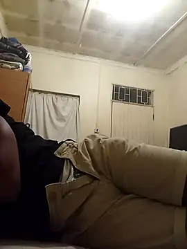 Snapshot of izinjamfee2 chatting on September 12, 2025, 5:35 pm izinjamfee2 online show from September 12, 2025, 5:35 pm