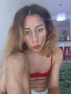 Snapshot of Yerucita chatting on February 26, 2025, 4:14 am Yerucita online show from February 26, 2025, 4:14 am