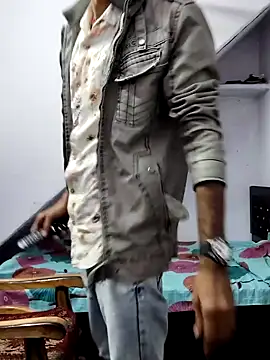 Snapshot of Habibi_big_b chatting on December 26, 2024, 8:28 am Habibi big b online show from December 26, 2024, 8:28 am