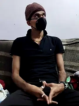 Snapshot of Habibi_big_b chatting on January 30, 2025, 5:28 pm Habibi big b online show from January 30, 2025, 5:28 pm