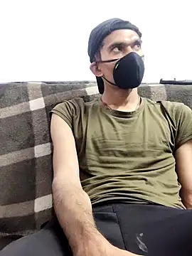 Snapshot of Habibi_big_b chatting on February 20, 2025, 6:24 pm Habibi big b online show from February 20, 2025, 6:24 pm