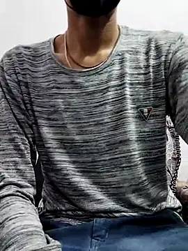 Snapshot of Habibi_big_b chatting on March 8, 2025, 5:33 pm Habibi big b online show from March 8, 2025, 5:33 pm