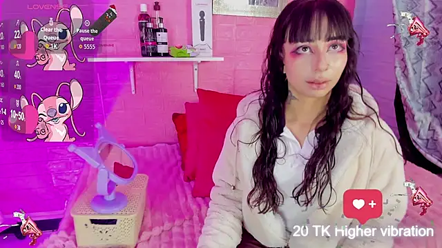 hanna  azumi online show from October 29, 2025, 11:39 pm