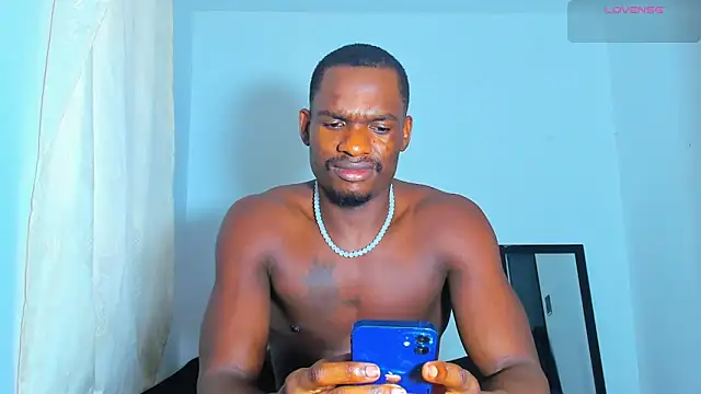 Snapshot of edwin_mosquera1 chatting on September 29, 2025, 12:32 pm edwin mosquera1 online show from September 29, 2025, 12:32 pm