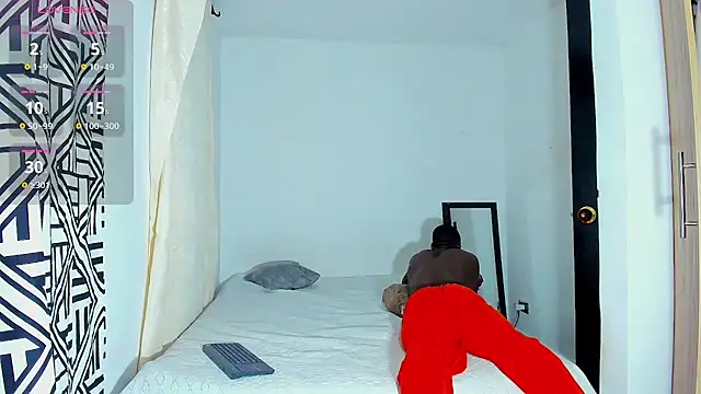 Snapshot of edwin_mosquera1 chatting on October 4, 2025, 7:34 pm edwin mosquera1 online show from October 4, 2025, 7:34 pm