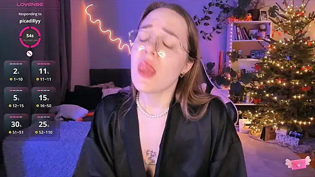 Snapshot of ami_amour_ chatting on January 2, 2025, 7:18 pm ami amour online show from January 2, 2025, 7:18 pm