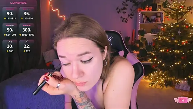 Snapshot of ami_amour_ chatting on January 16, 2025, 7:52 pm ami amour online show from January 16, 2025, 7:52 pm