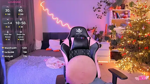 Snapshot of ami_amour_ chatting on January 22, 2025, 10:59 pm ami amour online show from January 22, 2025, 10:59 pm