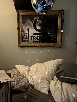 Snapshot of pillepallex84x chatting on October 11, 2025, 3:39 am pillepallex84x online show from October 11, 2025, 3:39 am