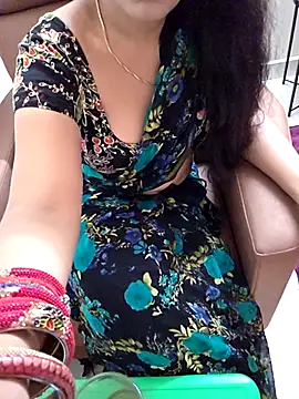 Snapshot of Roja-Telugu777 chatting on November 18, 2025, 2:50 am Roja-Telugu777 online show from November 18, 2025, 2:50 am