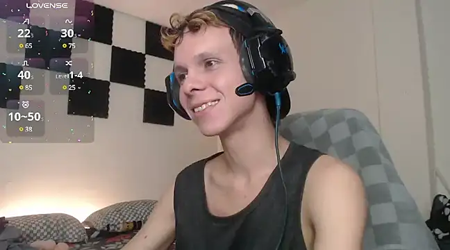 bryamado69 online show from February 26, 2025, 10:31 pm