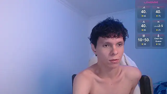 bryamado69 online show from April 22, 2026, 1:19 am