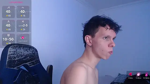 bryamado69 online show from June 26, 2026, 2:38 am