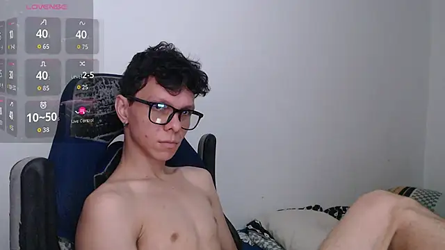 bryamado69 online show from July 6, 2026, 3:03 pm