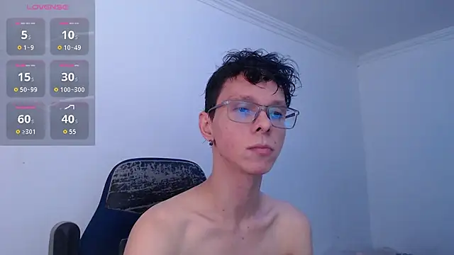bryamado69 online show from July 22, 2026, 2:20 pm