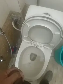 Snapshot of Gururonny07 chatting on December 22, 2024, 4:50 am Gururonny07 online show from December 22, 2024, 4:50 am