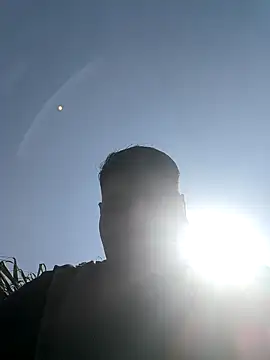 Snapshot of Gururonny07 chatting on February 12, 2025, 7:34 am Gururonny07 online show from February 12, 2025, 7:34 am