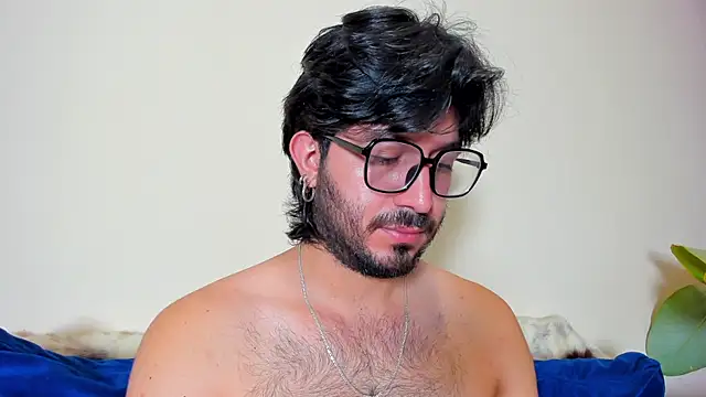 Ackerman Eren  online show from February 5, 2025, 1:44 pm