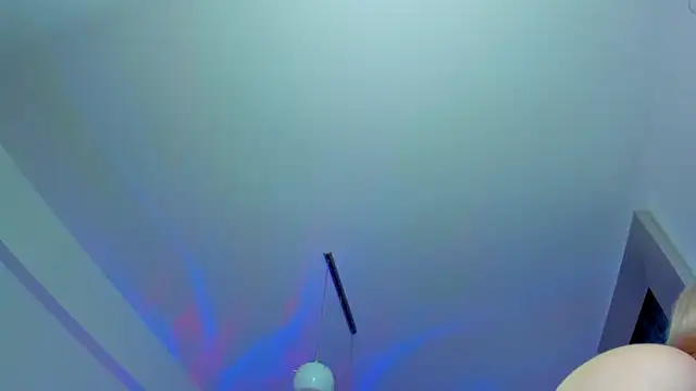 Snapshot of kylieety chatting on February 18, 2025, 7:10 am kylieety online show from February 18, 2025, 7:10 am