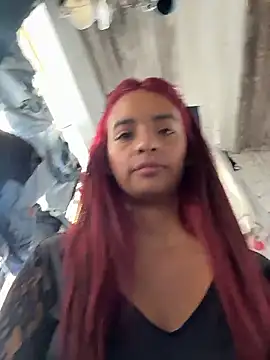 Laura fernandezII online show from January 17, 2026, 4:11 pm