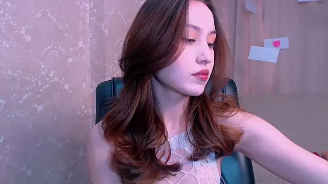 Snapshot of Ann__Cute chatting on February 9, 2025, 4:36 am Ann Cute online show from February 9, 2025, 4:36 am