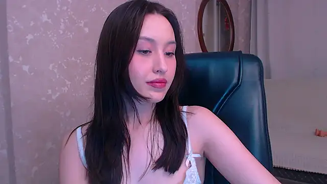 Snapshot of Ann__Cute chatting on February 23, 2025, 12:37 pm Ann Cute online show from February 23, 2025, 12:37 pm