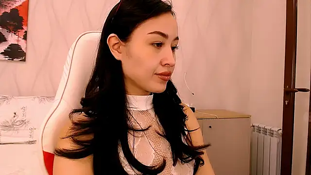 Snapshot of Ann__Cute chatting on November 6, 2025, 5:30 am Ann Cute online show from November 6, 2025, 5:30 am