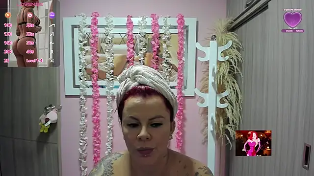 KAROL MILF online show from July 18, 2026, 10:24 pm
