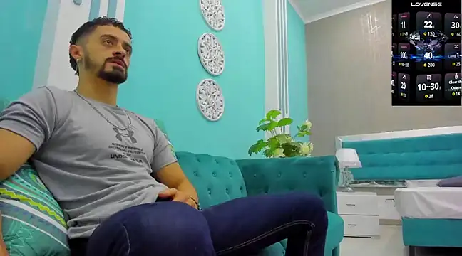 Snapshot of MAXIMUS_MASTE3 chatting on December 28, 2024, 4:08 am MAXIMUS MASTE3 online show from December 28, 2024, 4:08 am