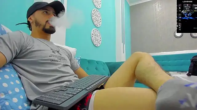 Snapshot of MAXIMUS_MASTE3 chatting on January 20, 2025, 9:35 am MAXIMUS MASTE3 online show from January 20, 2025, 9:35 am