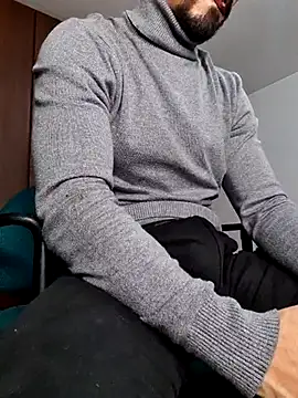 Snapshot of MAXIMUS_MASTE3 chatting on March 16, 2025, 1:17 am MAXIMUS MASTE3 online show from March 16, 2025, 1:17 am