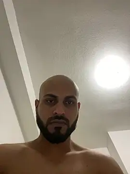 islandvybee55 online show from January 17, 2025, 12:53 am