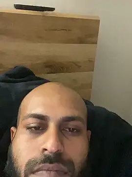 islandvybee55 online show from March 14, 2026, 3:50 pm