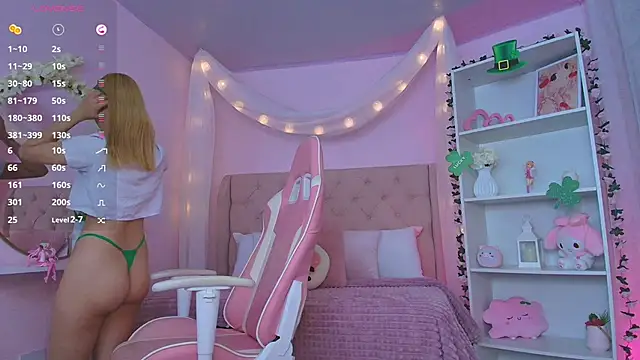 Snapshot of ely_cherry18 chatting on March 18, 2025, 12:16 am ely cherry18 online show from March 18, 2025, 12:16 am