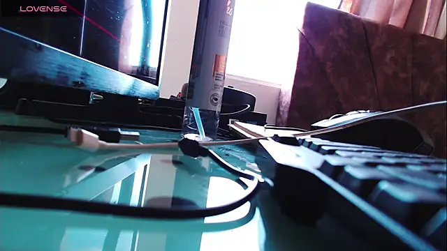 dark sailent online show from September 23, 2025, 11:57 am