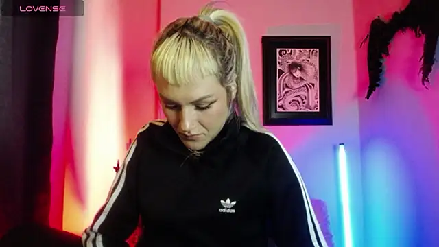 Snapshot of kim_jeins11 chatting on September 17, 2025, 8:54 pm kim jeins11 online show from September 17, 2025, 8:54 pm