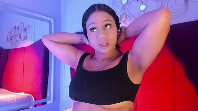 Sofi Fox  online show from June 6, 2026, 3:33 am