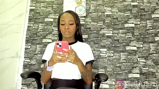 Kaitllyn Queen online show from March 11, 2025, 12:22 am