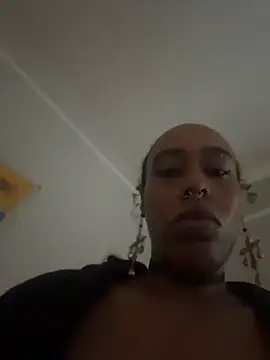 Snapshot of loveluna8 chatting on June 13, 2026, 1:09 pm loveluna8 online show from June 13, 2026, 1:09 pm