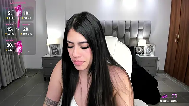 Snapshot of sarita_evanss chatting on December 23, 2024, 8:55 am sarita evanss online show from December 23, 2024, 8:55 am